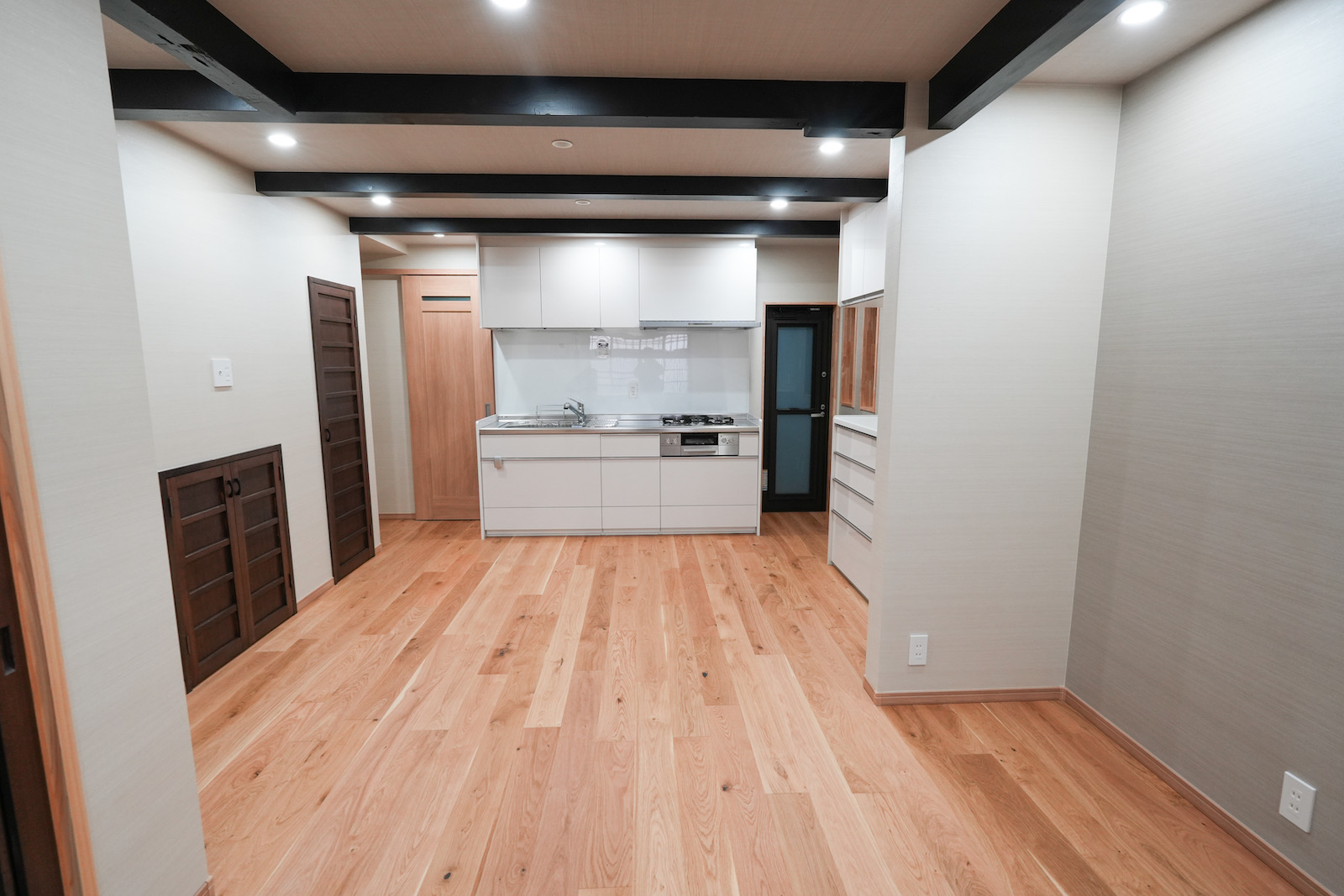 House02 07